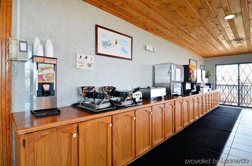Best Western Plus Dockside Waterfront Inn Mackinaw City Exterior photo