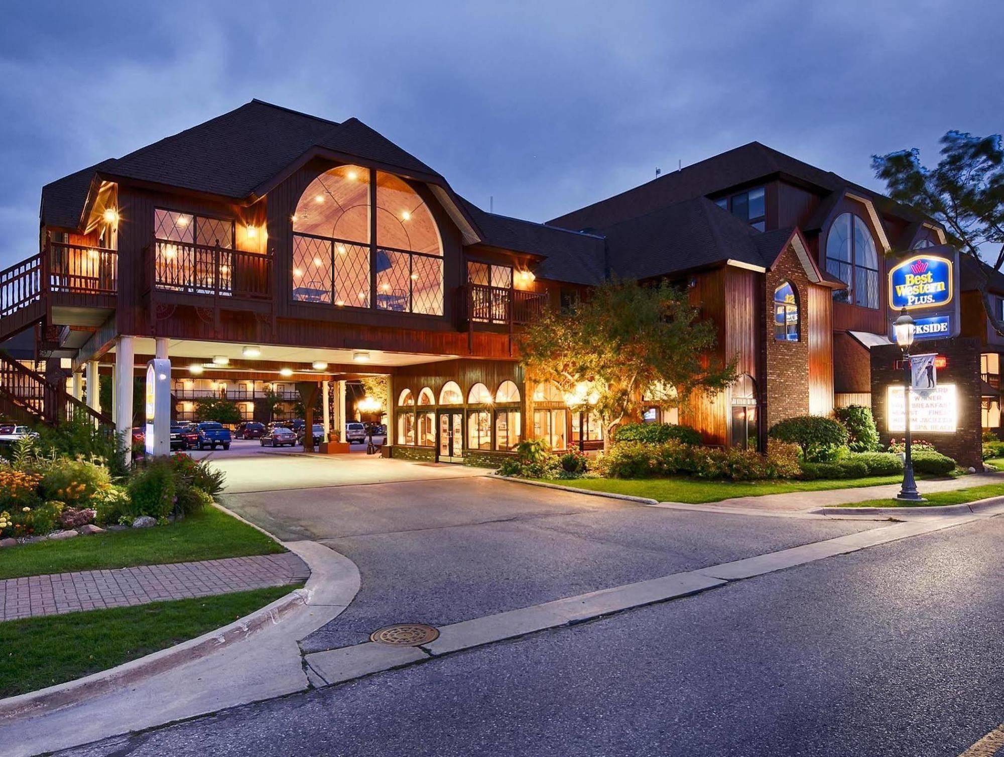Best Western Plus Dockside Waterfront Inn Mackinaw City Exterior photo